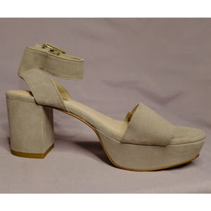 Louise et Cie Block Heel Ankle Strap Gray Suede Sandals